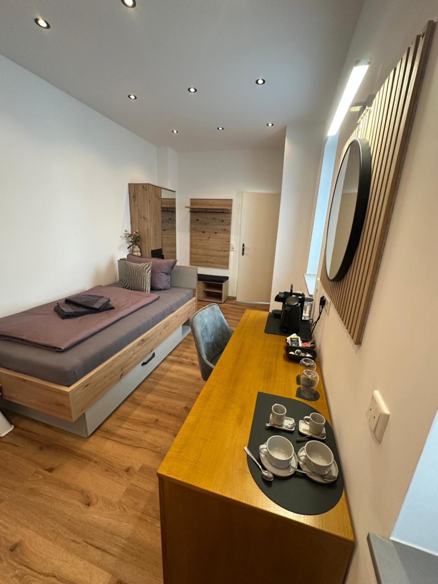 Artemis Zimmervermietung 5 Ein Bettzimmer Sundern Exterior foto