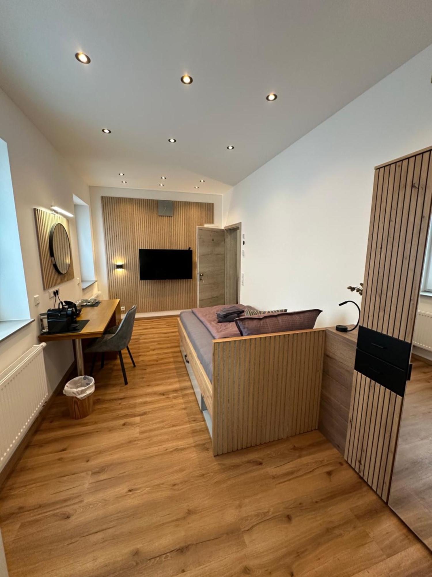 Artemis Zimmervermietung 5 Ein Bettzimmer Sundern Exterior foto